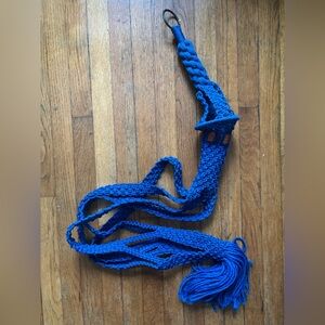 Macramé plant hanger vintage